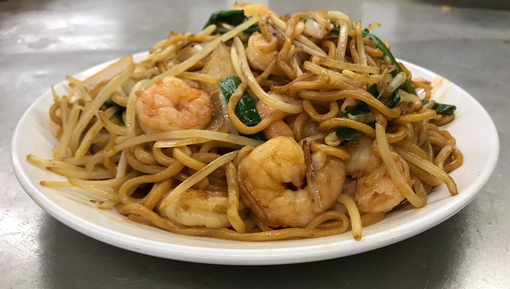 Order Shrimp Chow Mein - 蝦炒麵 food online from Grant Place store, San Francisco on bringmethat.com