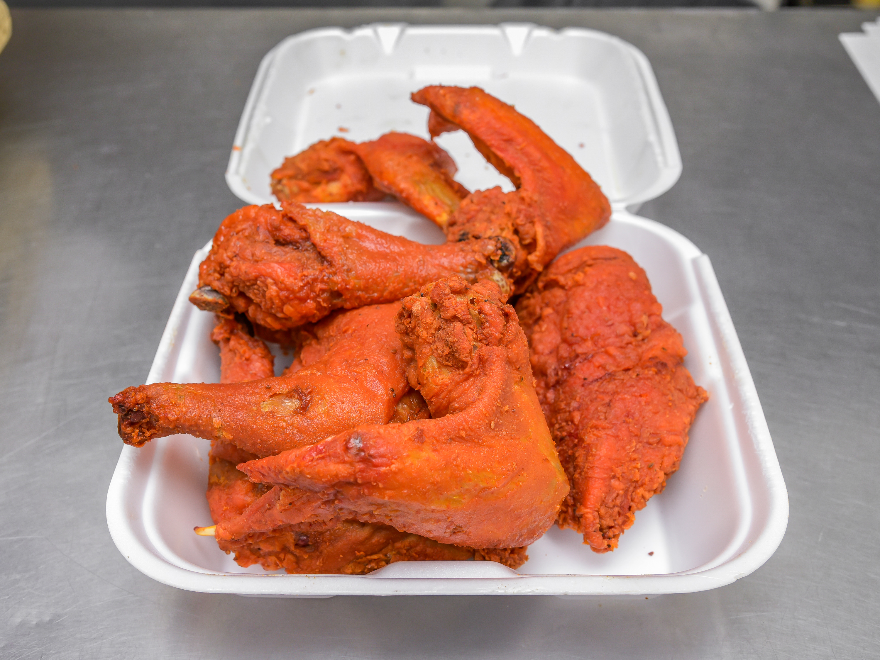 Order Chicken Drumsticks food online from Polos Supreme store, Rochester on bringmethat.com