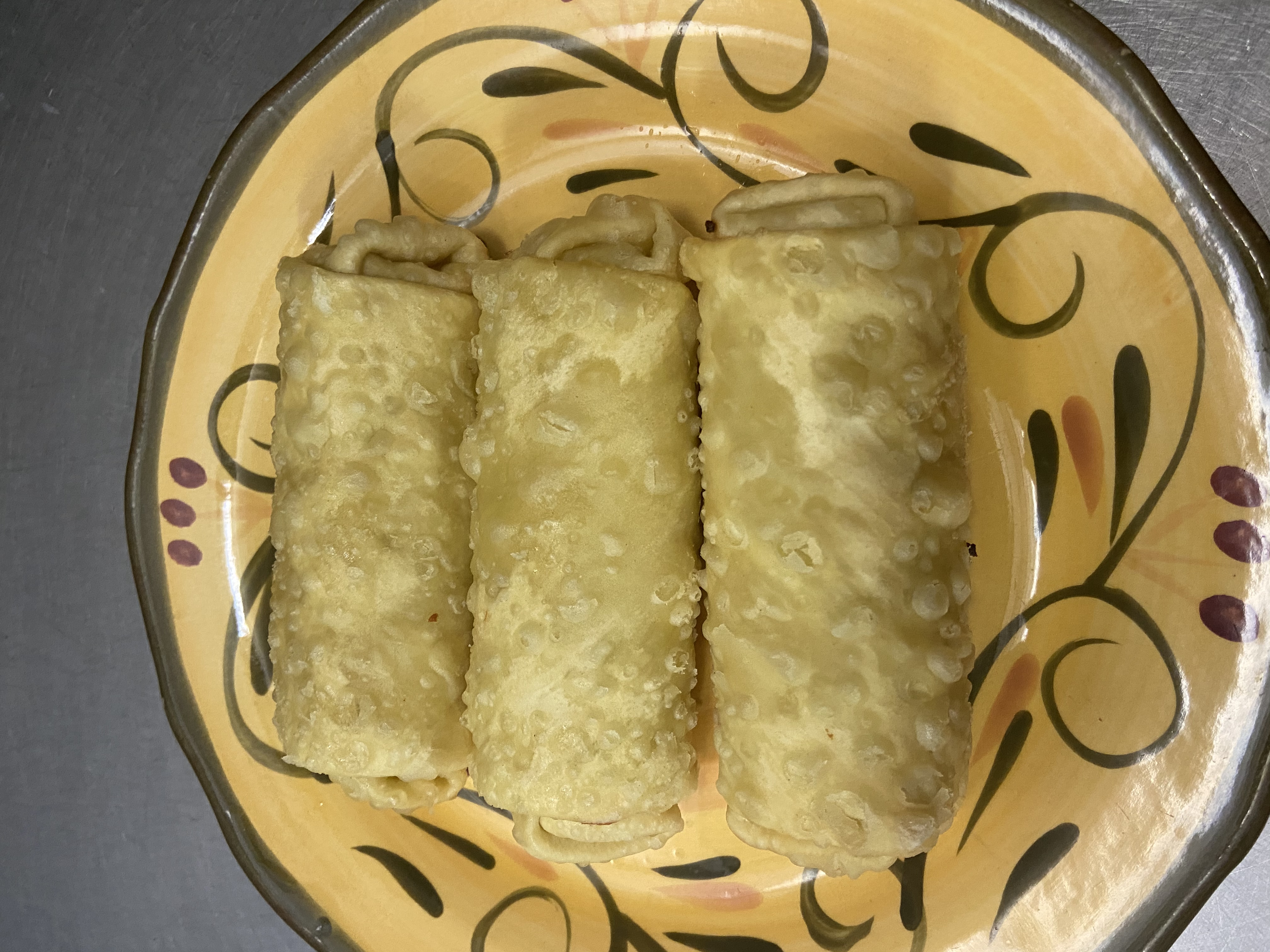 Order 10. Vegetable Egg Roll food online from New Jin Xin store, Brooklyn on bringmethat.com