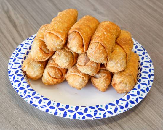 Order Egg Roll food online from Hotwok store, Tempe on bringmethat.com