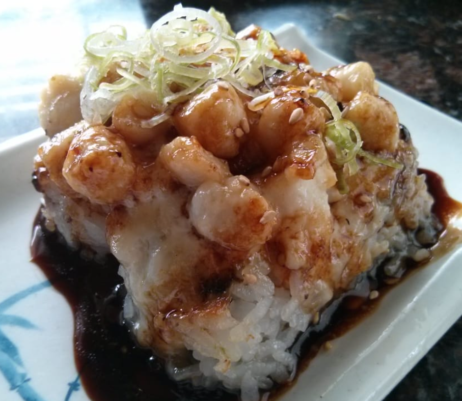Order 3. Baked Scallop Roll (8pcs) food online from Soyokaze Sushi store, Garden Grove on bringmethat.com