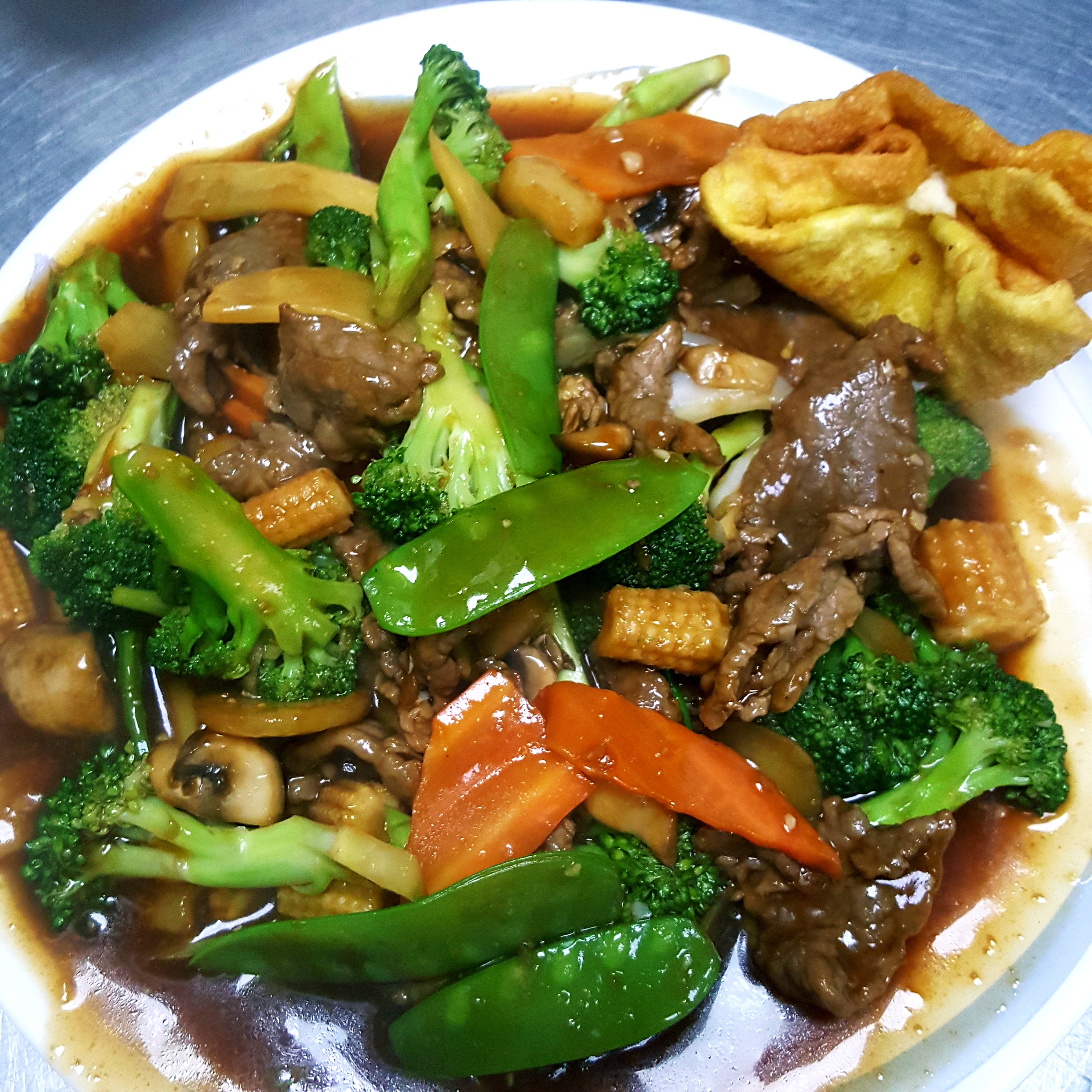 Order 32. Beef Vegetables food online from China Feast store, Kansas City on bringmethat.com