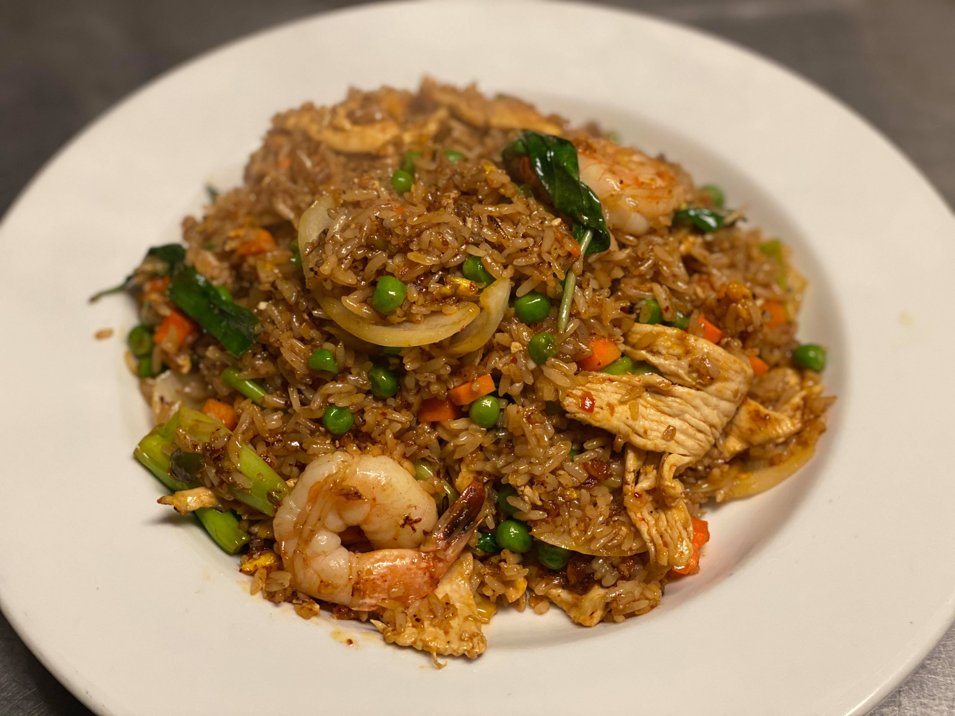 Order Basil Fried Rice Dinner food online from Brown Rice Thai Cuisine store, West Boylston on bringmethat.com