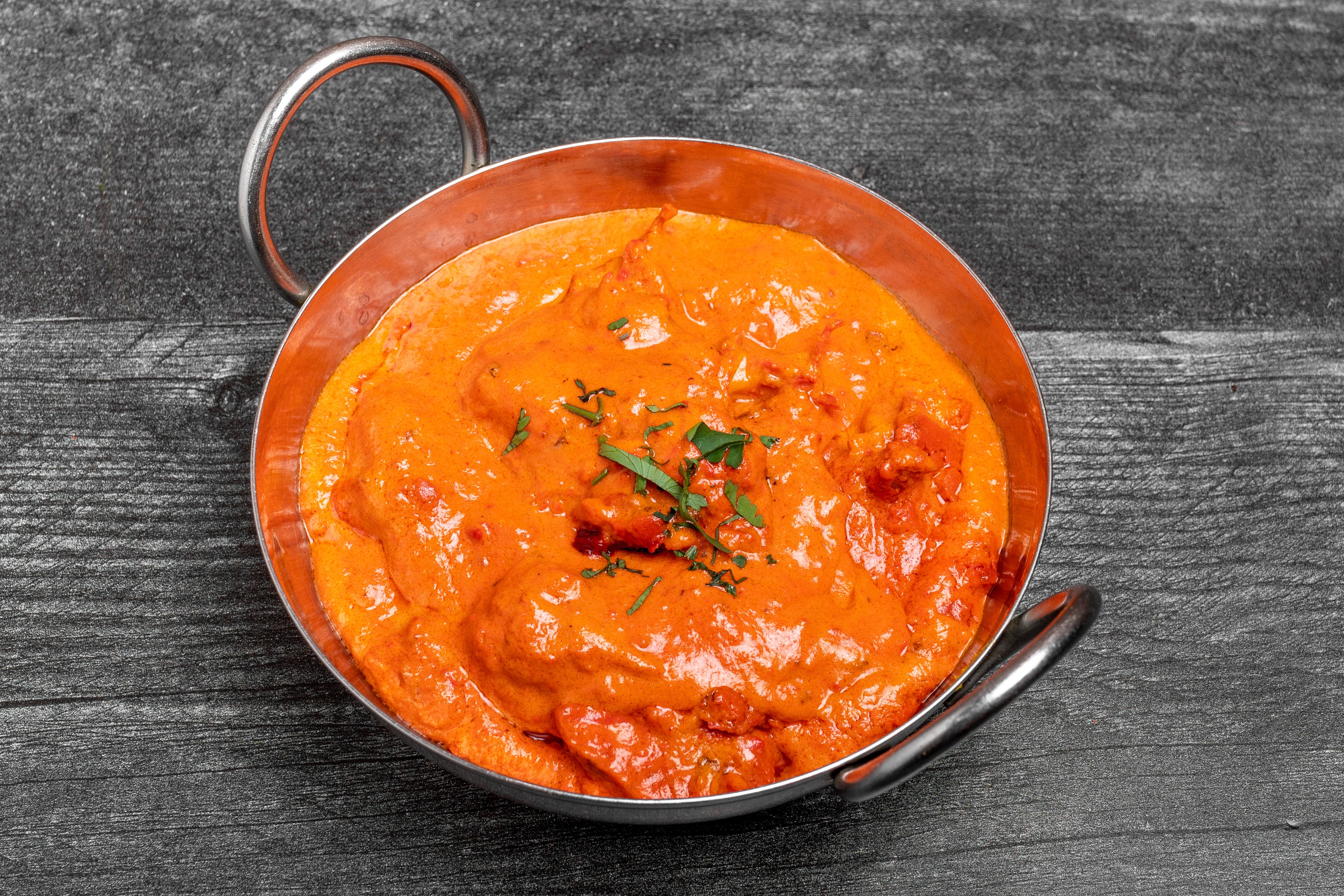 Order Chicken Makhani - Entree food online from Masala Pizza store, Chicago on bringmethat.com