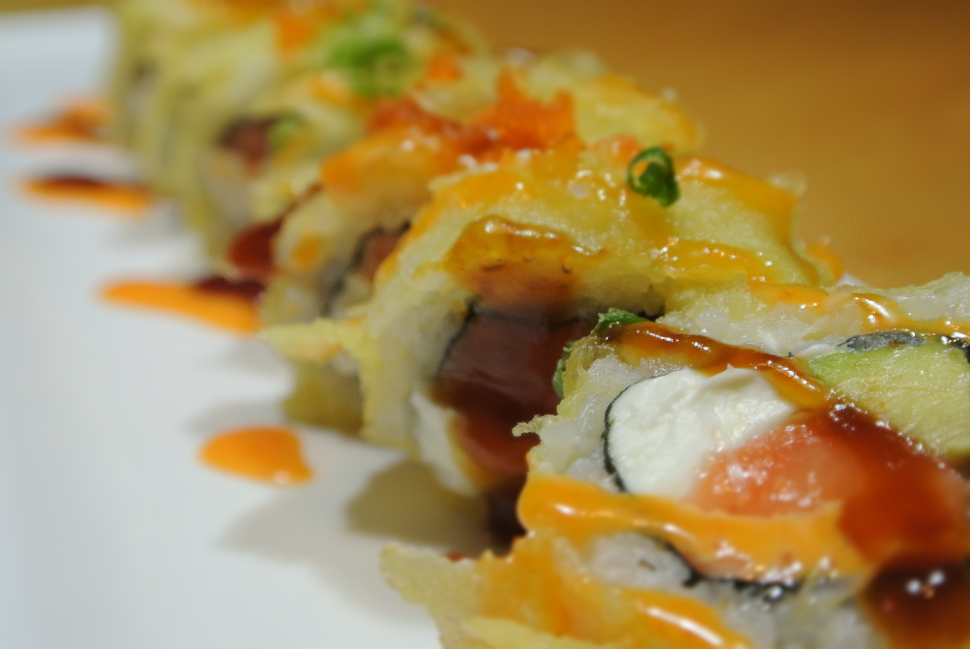 Order Golden Philadelphia Roll food online from Tokyo Roll And Noodle store, Chino Hills on bringmethat.com