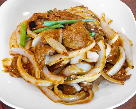 Order Mongolian Beef food online from Bamboo Garden store, Westland on bringmethat.com