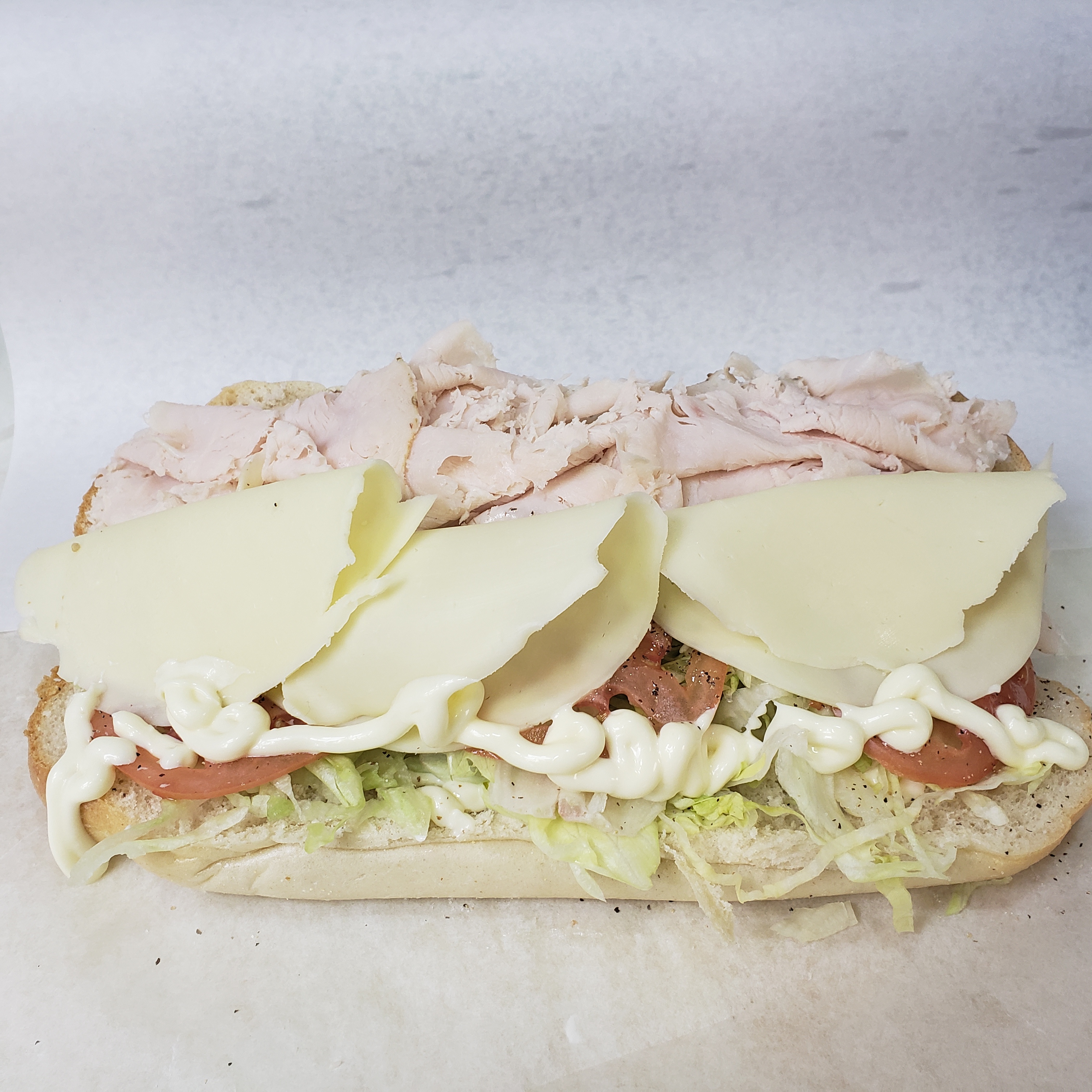 Order Oven Gold Turkey Cold Sandwich food online from S. Gardens Deli store, Springfield Gardens on bringmethat.com