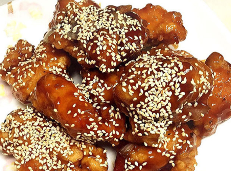 Order C17. Sesame Chicken food online from Hunan Wok store, Croton-on-Hudson on bringmethat.com