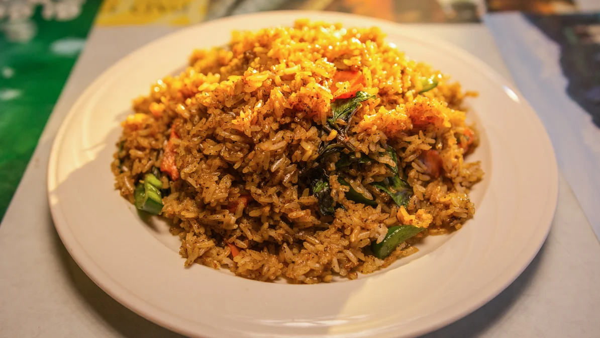 Order R114. Basil Fried Rice food online from P.S. Bangkok store, Chicago on bringmethat.com