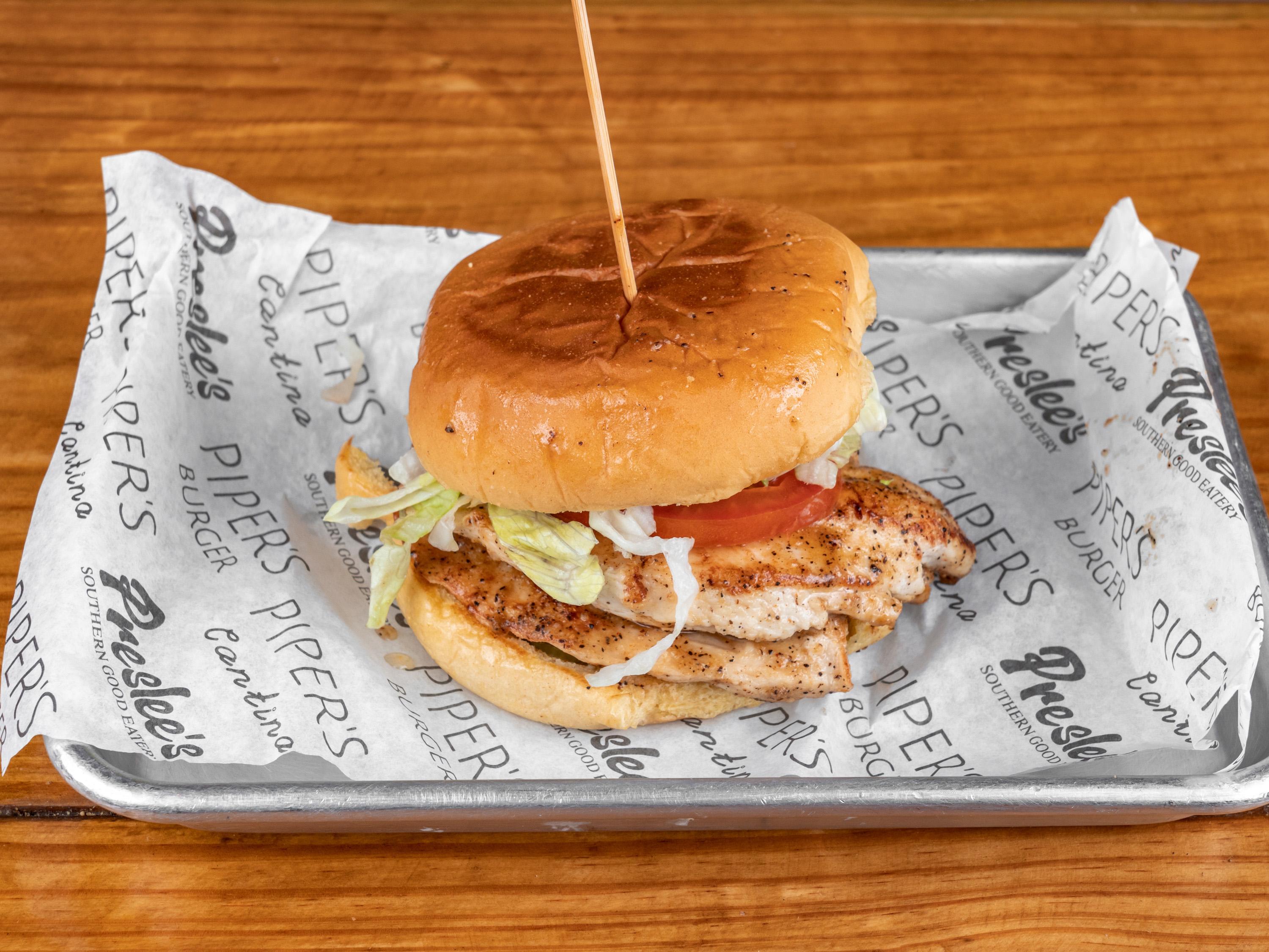 Order Grilled Chicken Sandwich food online from Piper's BBQ & Beer store, Houston on bringmethat.com