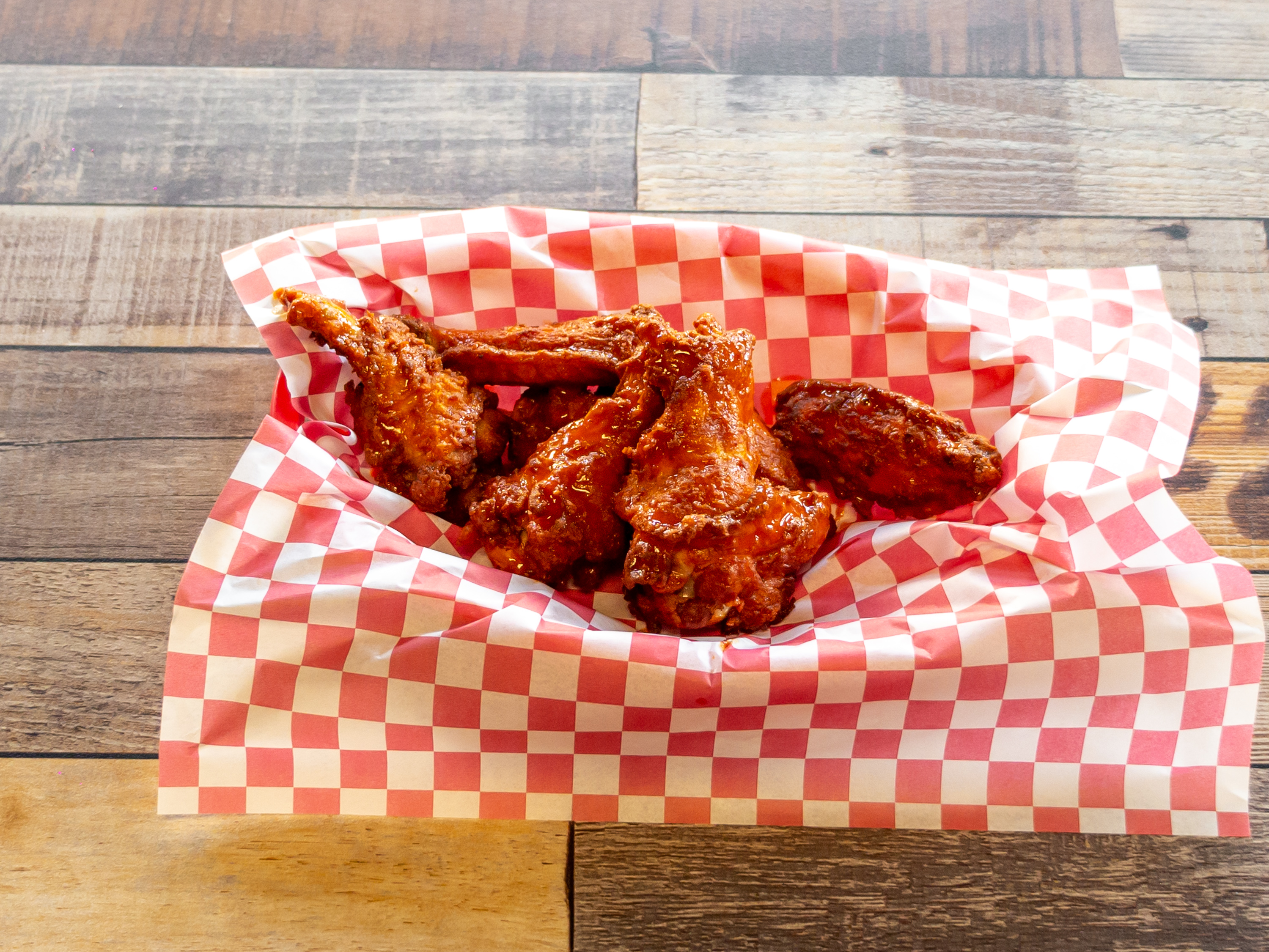 Order Chicken Wings food online from Thirsty Bay Tap n Pour store, Dublin on bringmethat.com