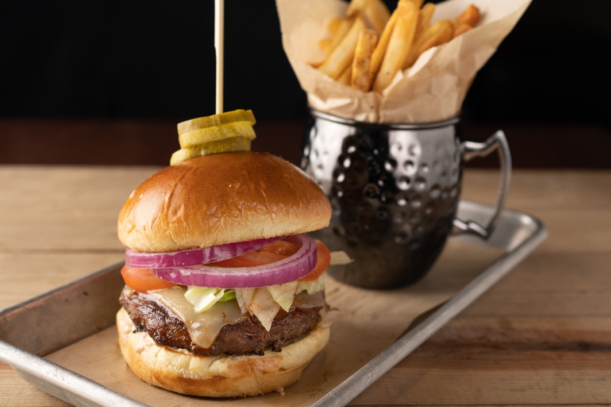 Order Louie's Choice food online from Bar Louie store, Oakbrook Terrace on bringmethat.com
