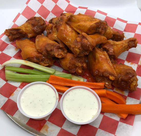 Order 10 piece food online from The Draft Restaurant & Sports Bar store, San Diego on bringmethat.com