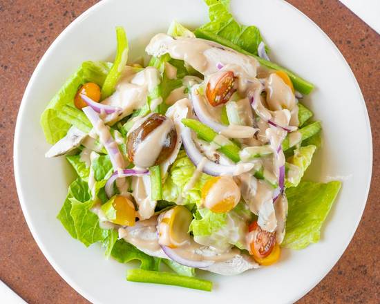 Order GREEN SALAD WITH CHICKEN food online from Aunt Rosella Wings & Things store, Menlo Park on bringmethat.com