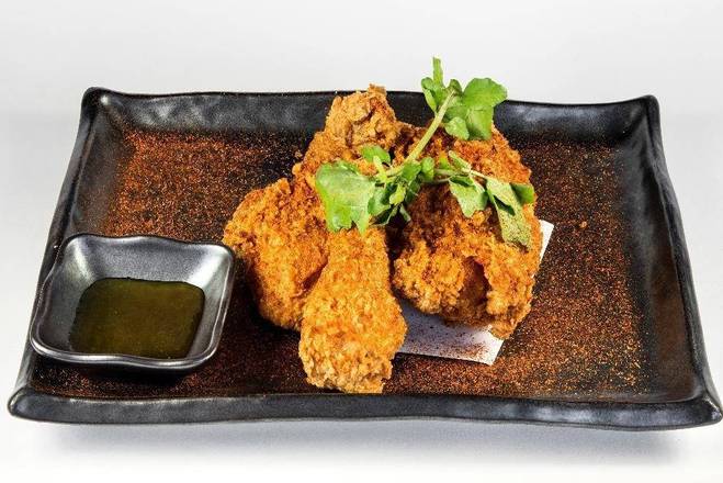 Order Fried Chicken food online from Blue Ribbon Sushi store, Pacific Palisades on bringmethat.com