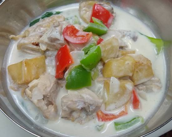 Order Ginataang Manok food online from Tribu Grill store, Union City on bringmethat.com