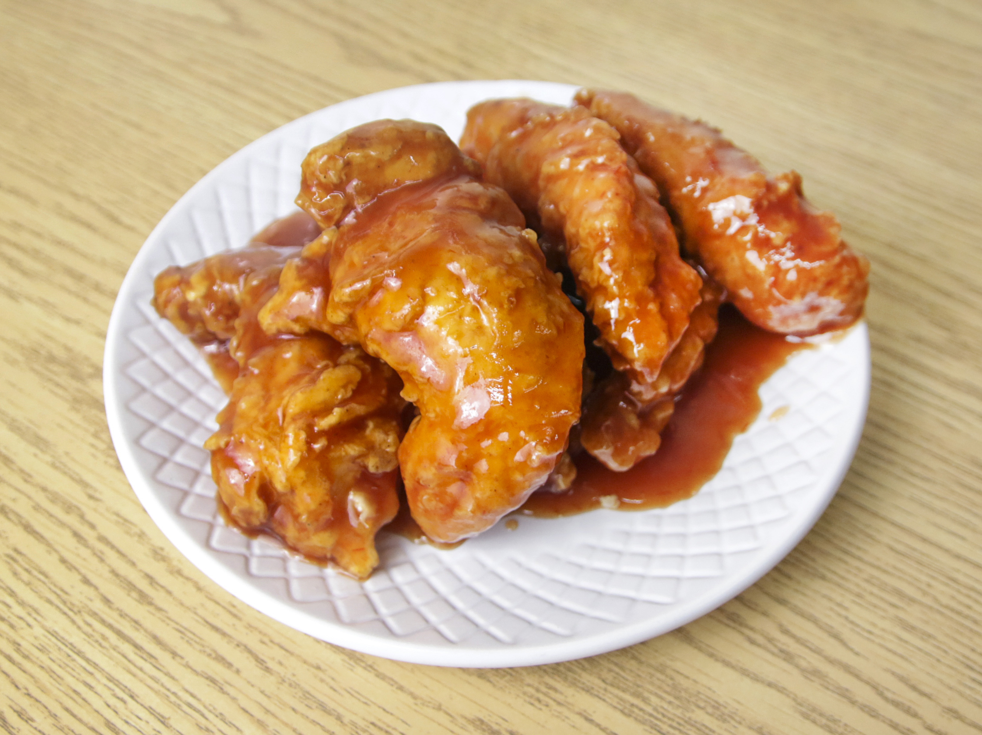 Order 4 Pieces Tender food online from Nu Wave Fish & Chicken store, Ypsilanti on bringmethat.com