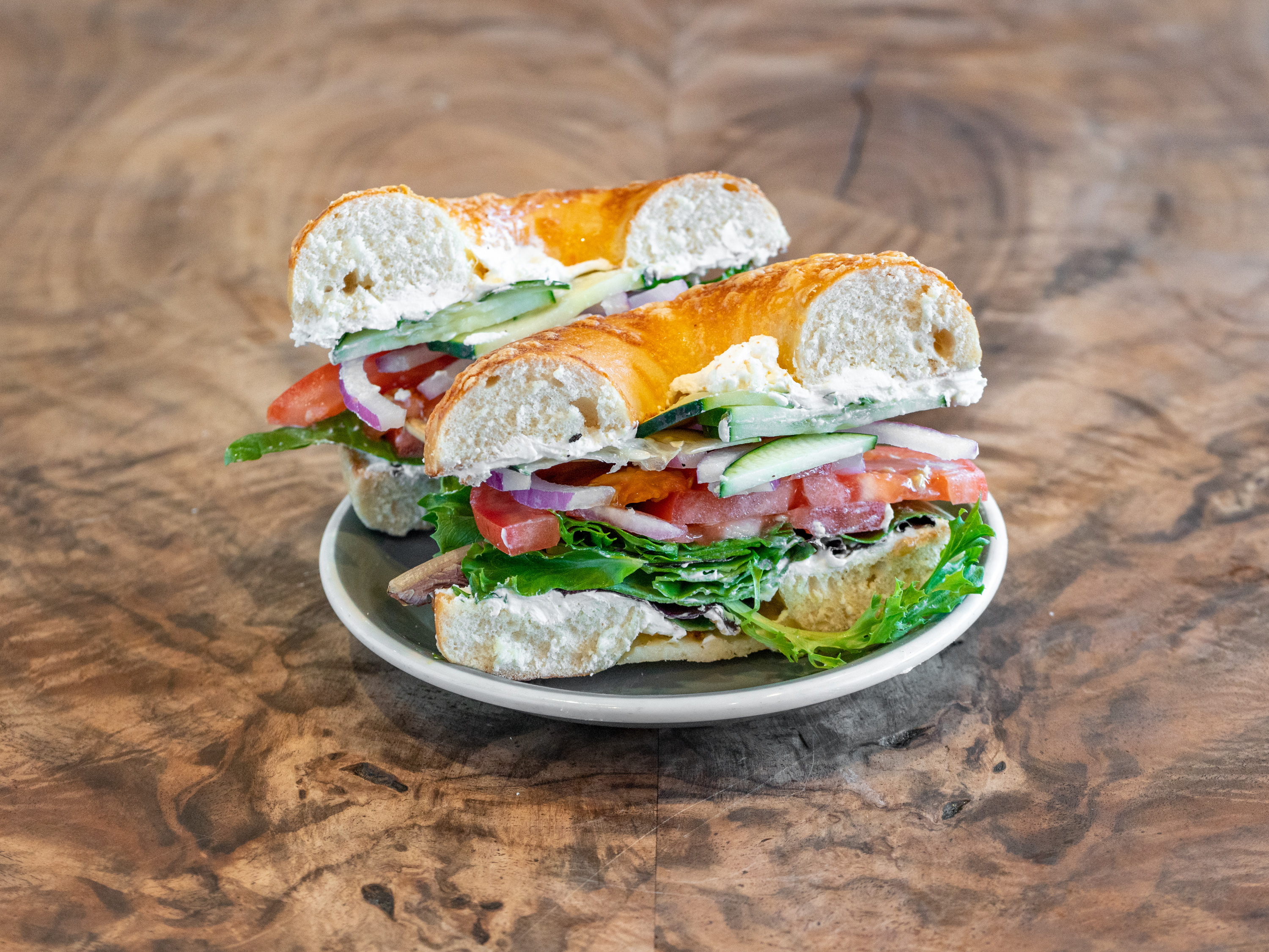 Order Veggie Bagel food online from Gus All Day Cafe-Noriega store, San Francisco on bringmethat.com