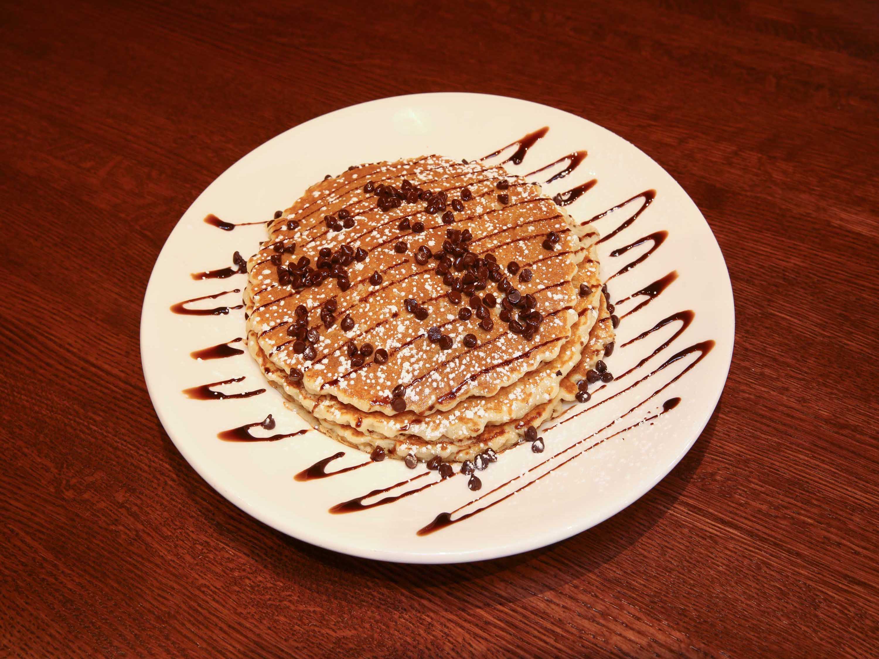 Order Chocolate Chip Pancakes food online from Yiayia Cafe store, Hinsdale on bringmethat.com