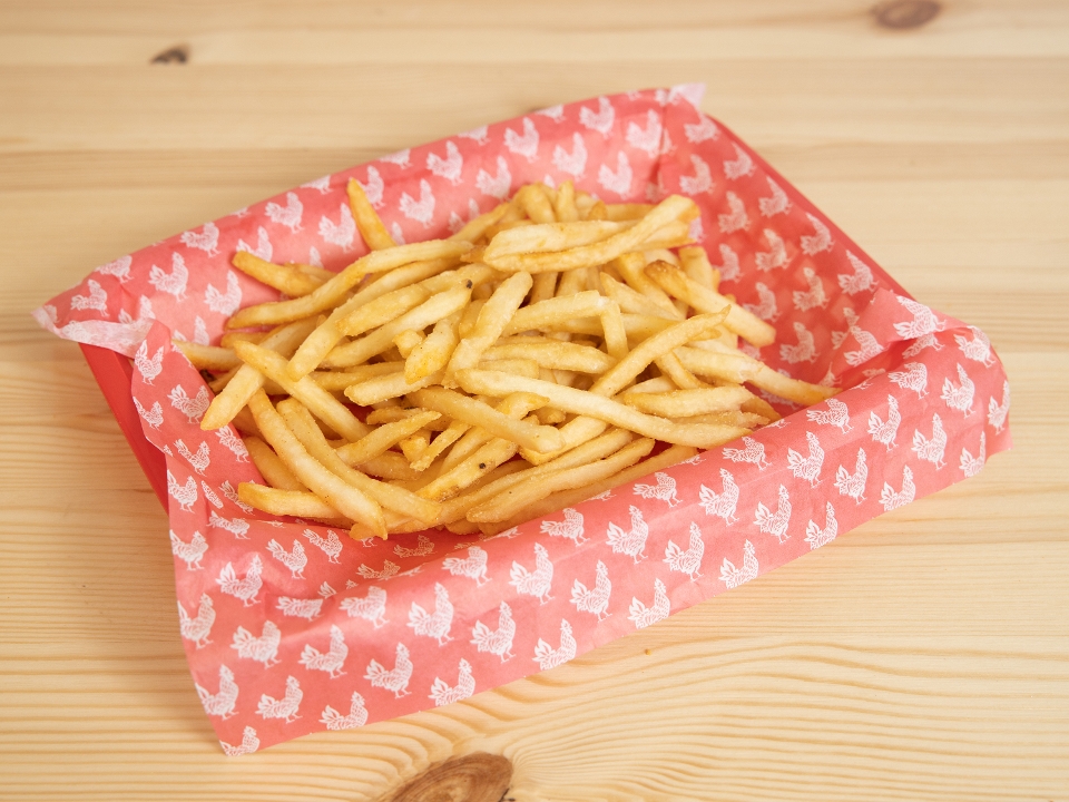 Order Fries food online from Cluck & Blaze store, Glendale on bringmethat.com