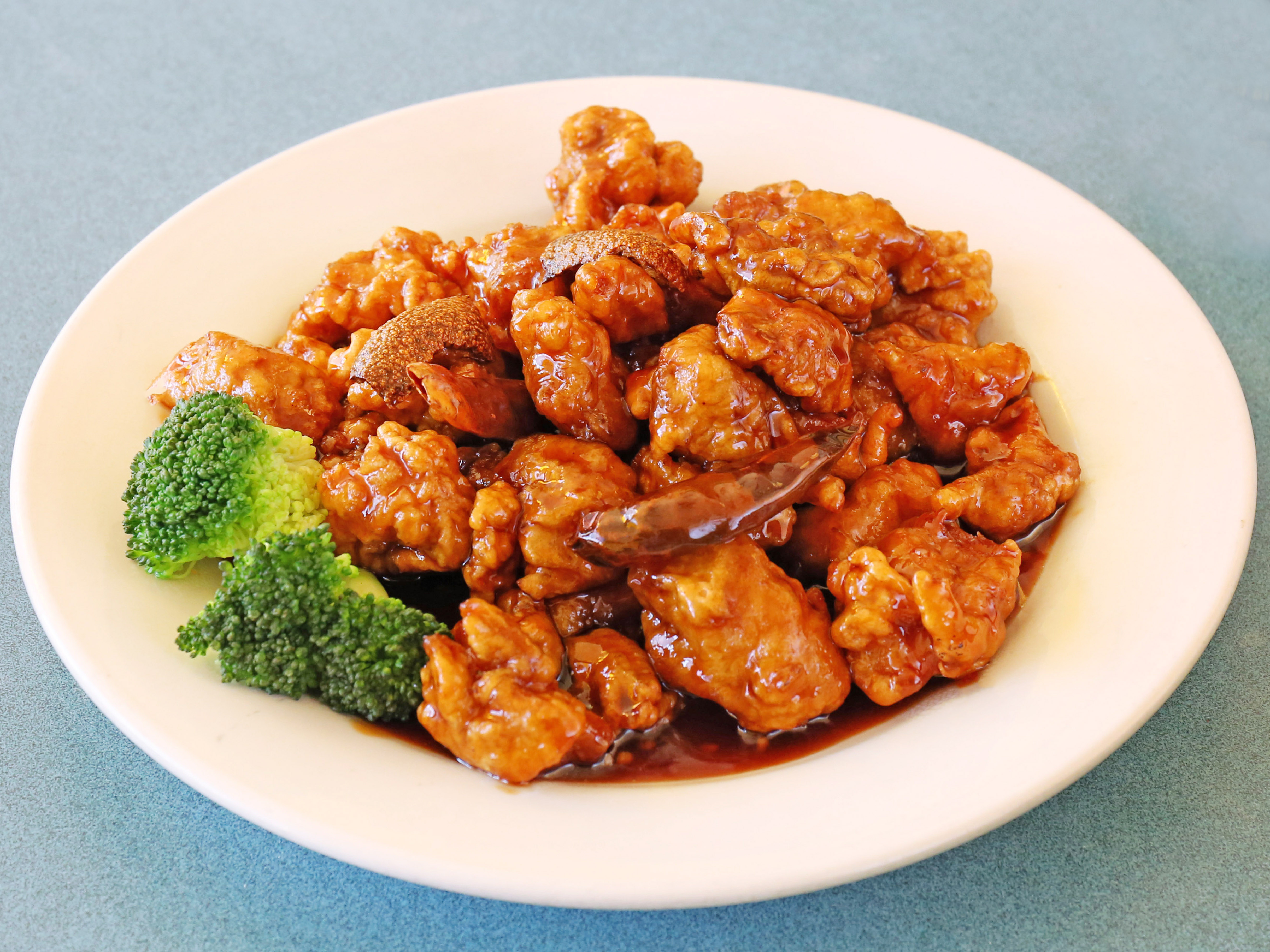 Order 610. Orange Chicken food online from Wang's store, Dallas on bringmethat.com