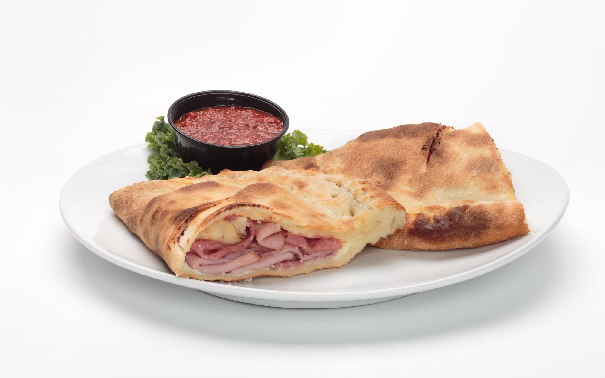 Order Traditional Calzone - Calzone food online from Oggi Sports | Brewhouse | Pizza store, Mission Viejo on bringmethat.com