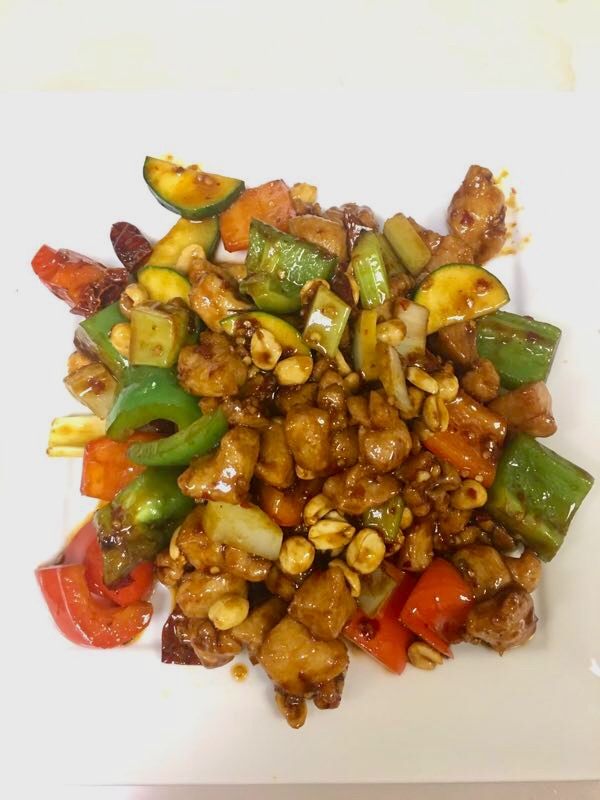 Order 51. Dinner Kung Pao Chicken food online from Rolling Cooking store, Springfield on bringmethat.com