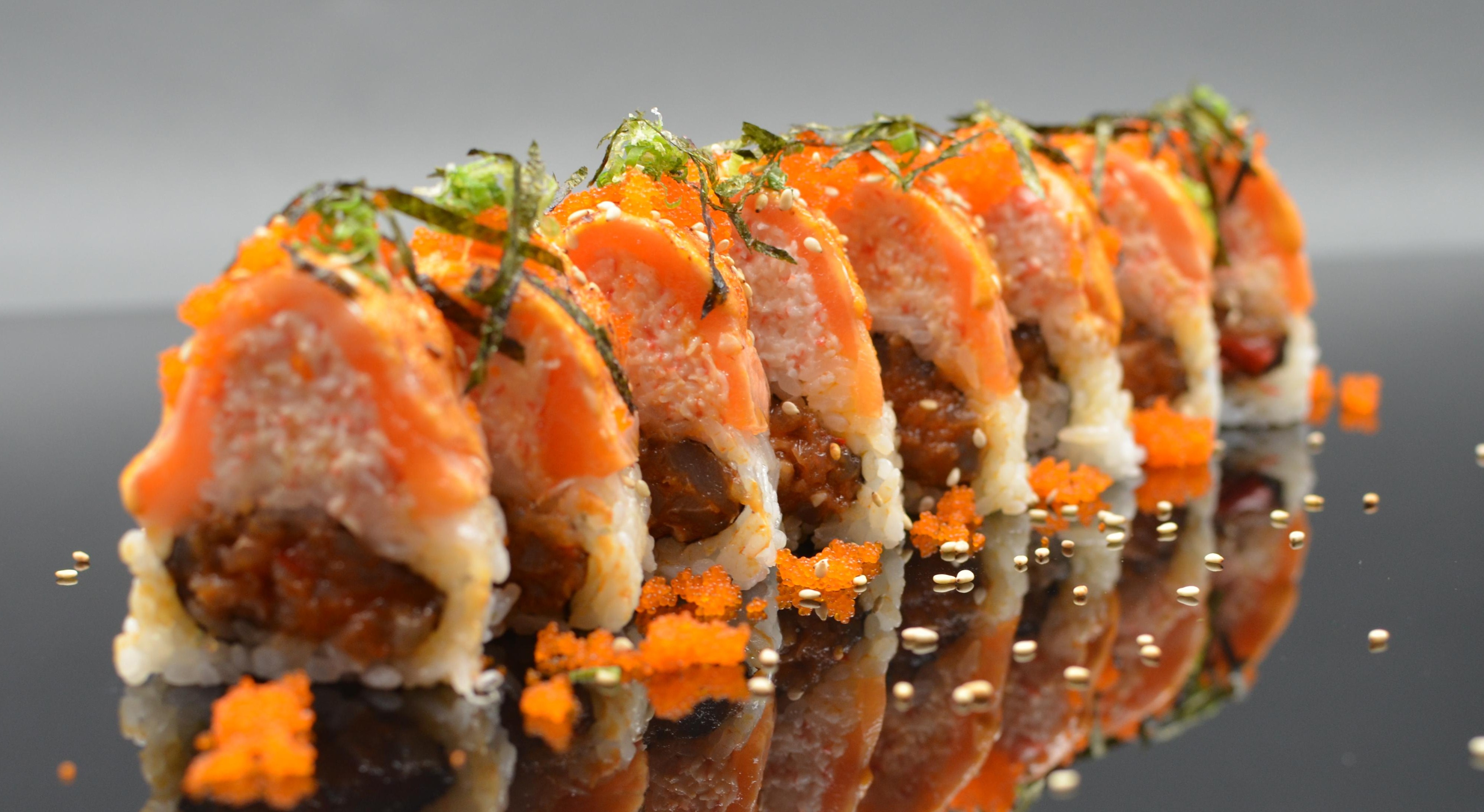Order Flame Roll food online from Zaoh Restaurant store, San Francisco on bringmethat.com