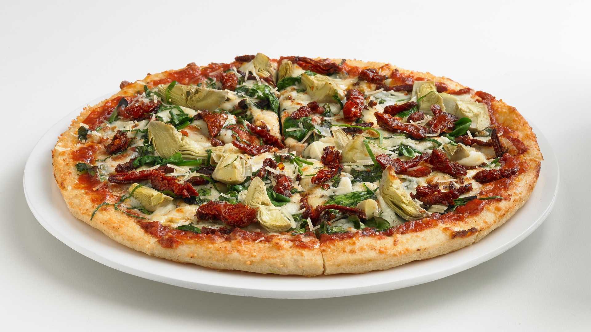 Order Florentine Pizza - Individual 8" (6 Slices) food online from Boston Restaurant & Sports Bar store, Citrus Heights on bringmethat.com