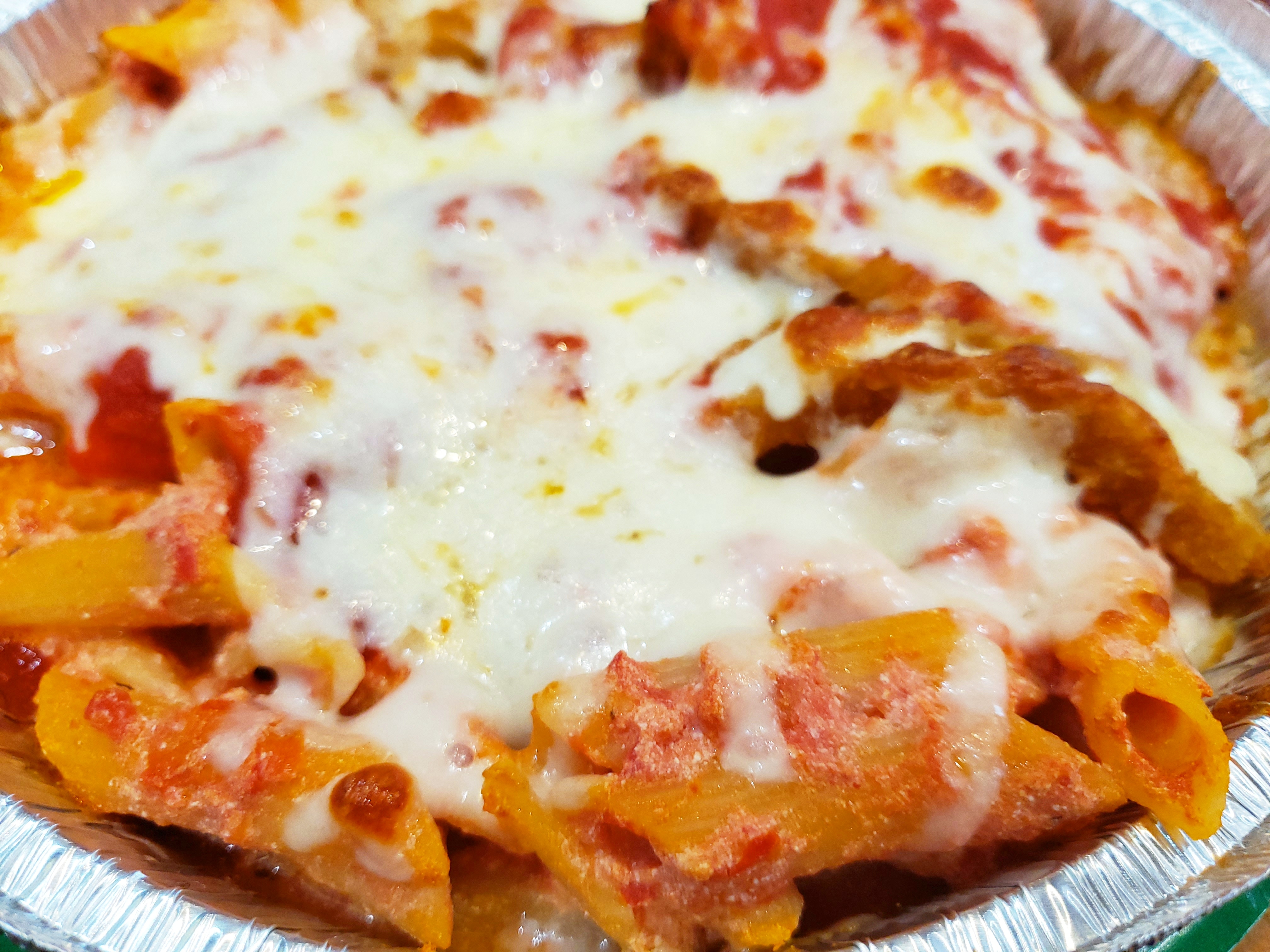Order Chicken Baked Ziti food online from Famous famiglia pizza store, New York on bringmethat.com