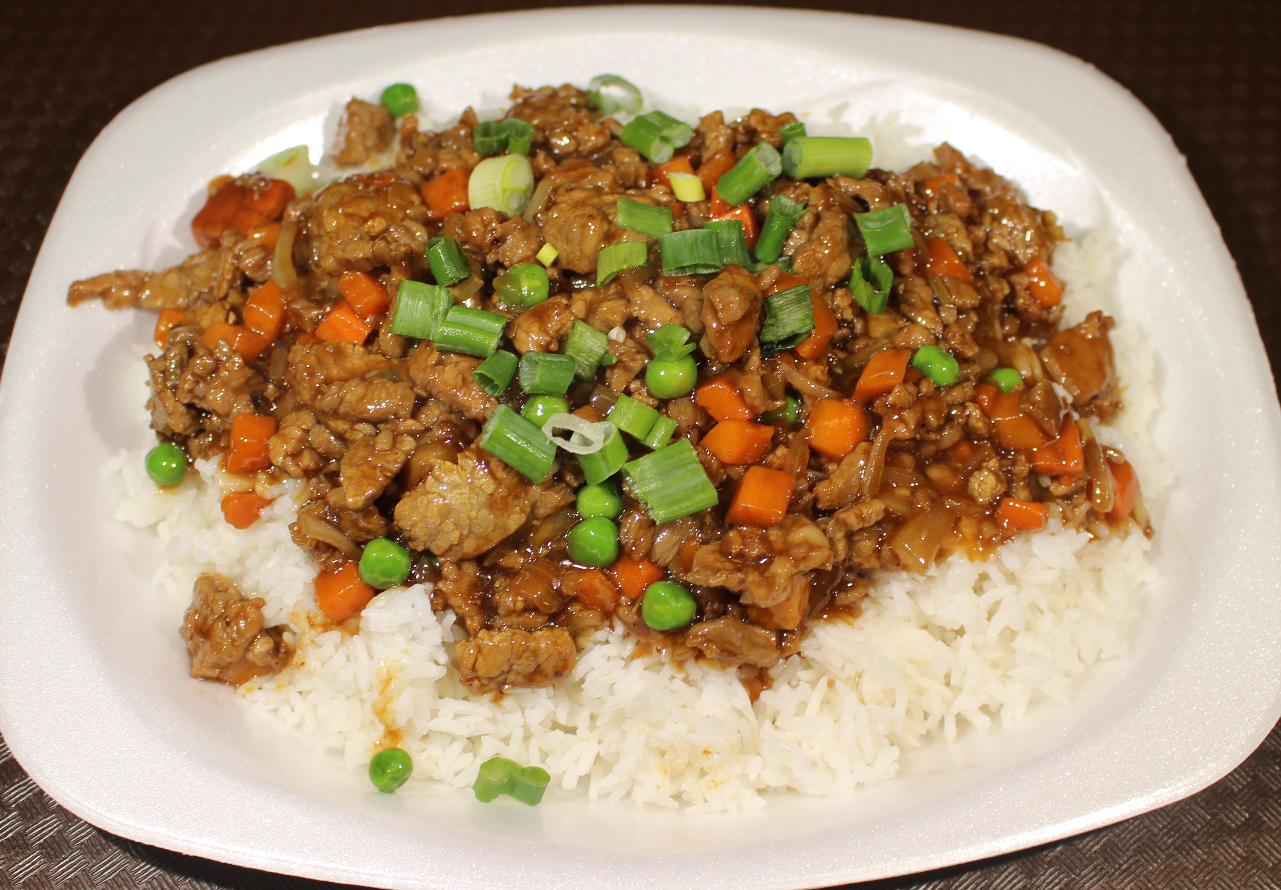 Order R3. Minced beef on Rice food online from Zen Noodles store, Naperville on bringmethat.com