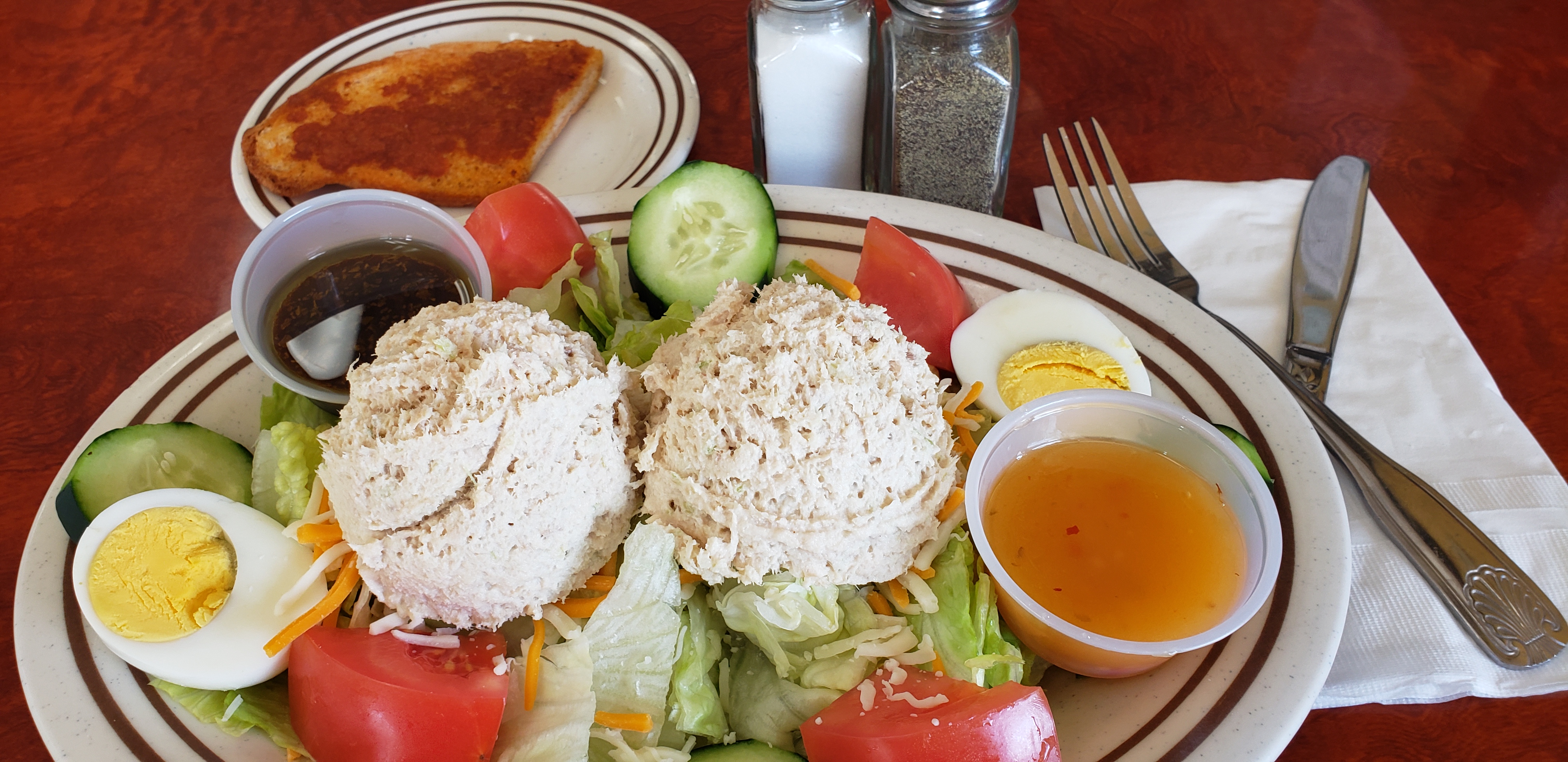 Order White Albacore Tuna Salad food online from Breakfast Cafe store, Oak Park on bringmethat.com