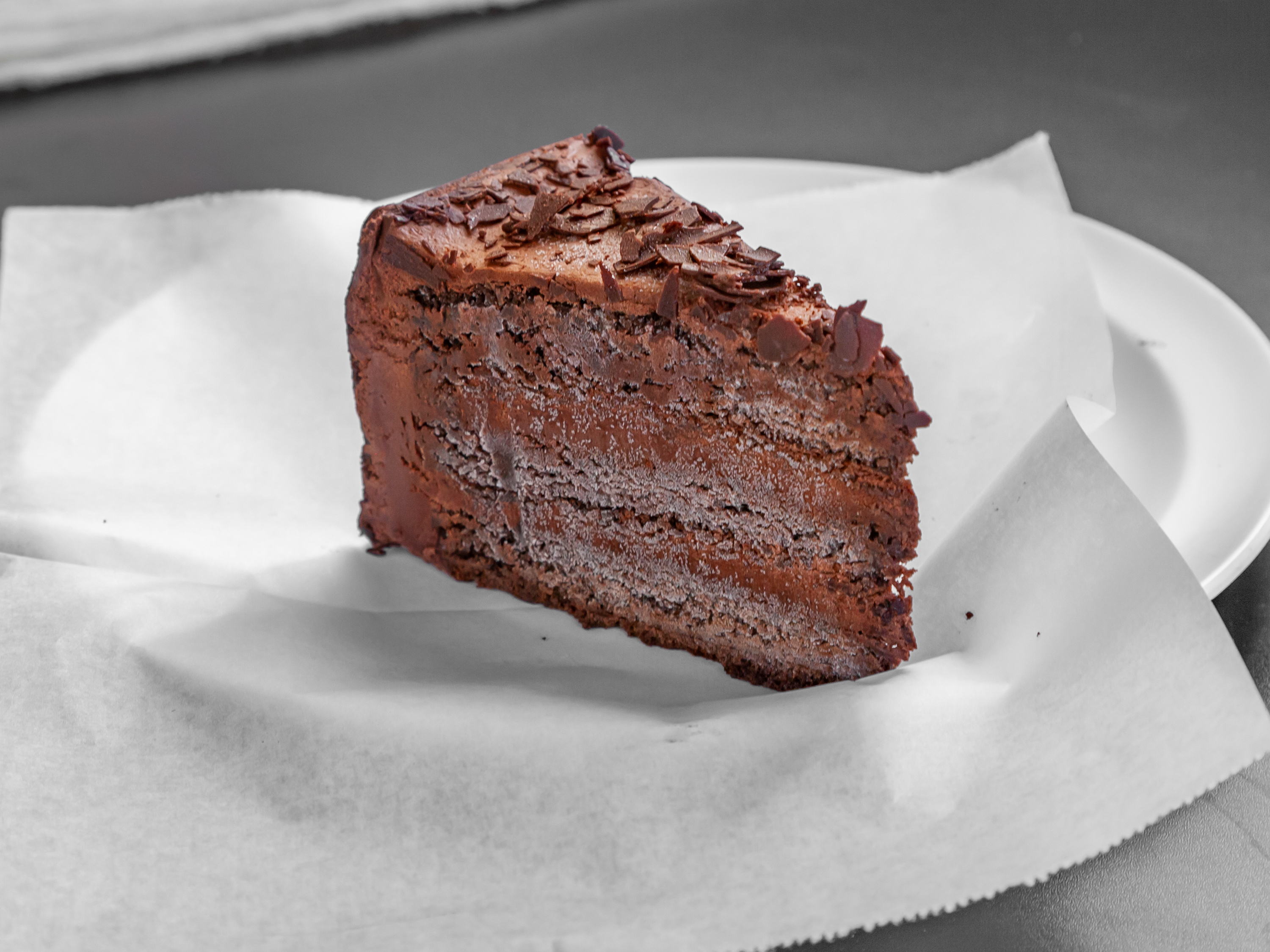Order Chocolate Cake food online from New York Pizza & Pasta store, San Leandro on bringmethat.com