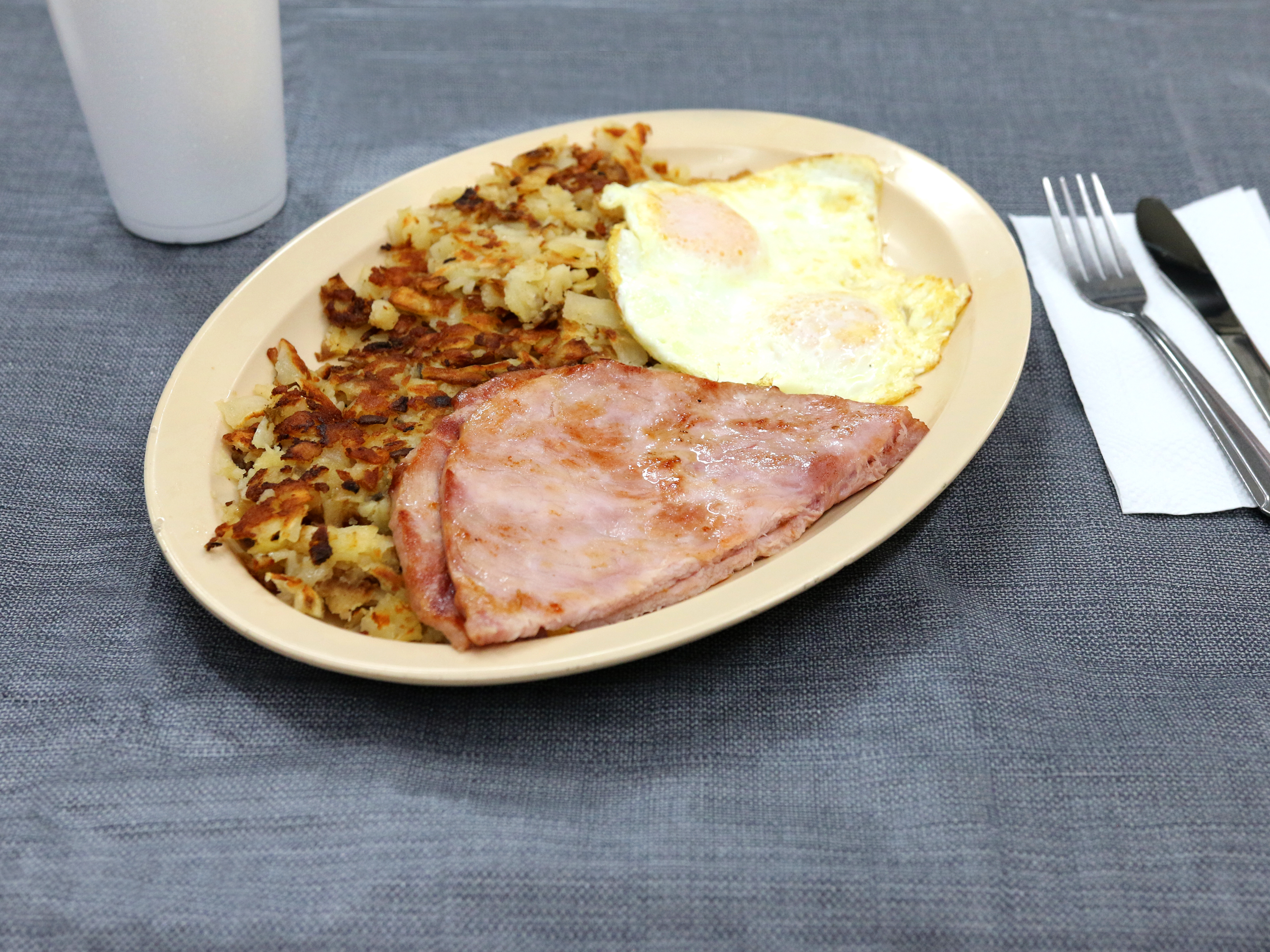 Order Ham and Eggs Plate food online from Burger Depot store, La Puente on bringmethat.com