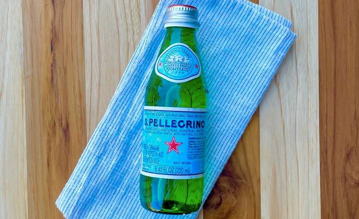 Order San Pellegrino Sparkling Mineral Water food online from Foode Cafe store, Vancouver on bringmethat.com
