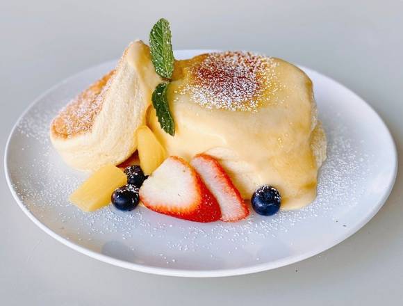 Order Creme Brulee Souffle Pancakes food online from Motto Tea Cafe store, Pasadena on bringmethat.com