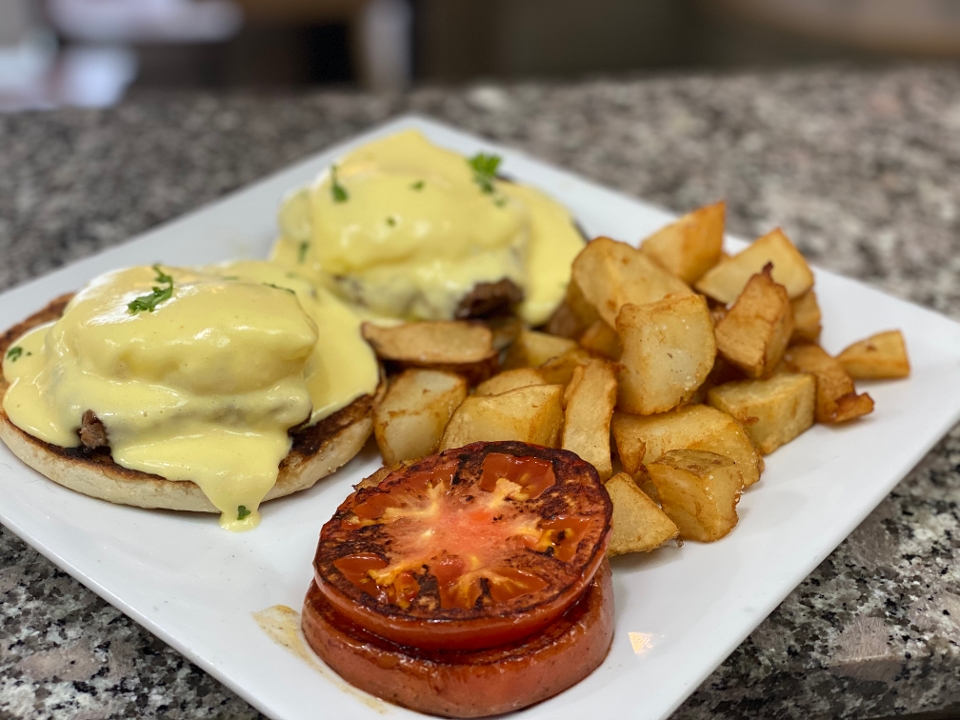 Order STEAK BENEDICT food online from Meeting Street Cafe store, Providence on bringmethat.com