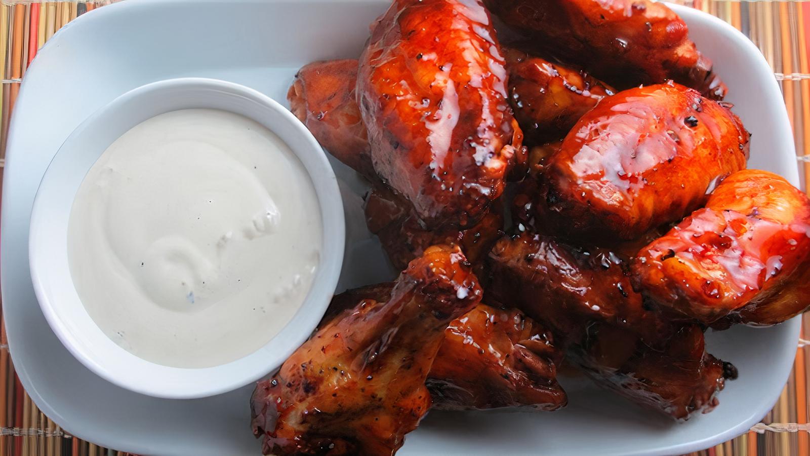 Order Spicy Honey Wings (Non-Breaded) food online from The Twisted Crab store, Hampton on bringmethat.com