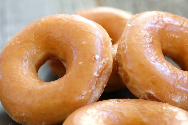 Order Donuts food online from Mufasa's Pancakes & French Toast store, Armonk on bringmethat.com
