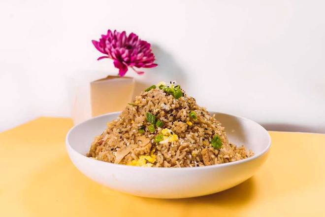 Order Classic Egg Fried Rice food online from Brightwok Kitchen store, Chicago on bringmethat.com