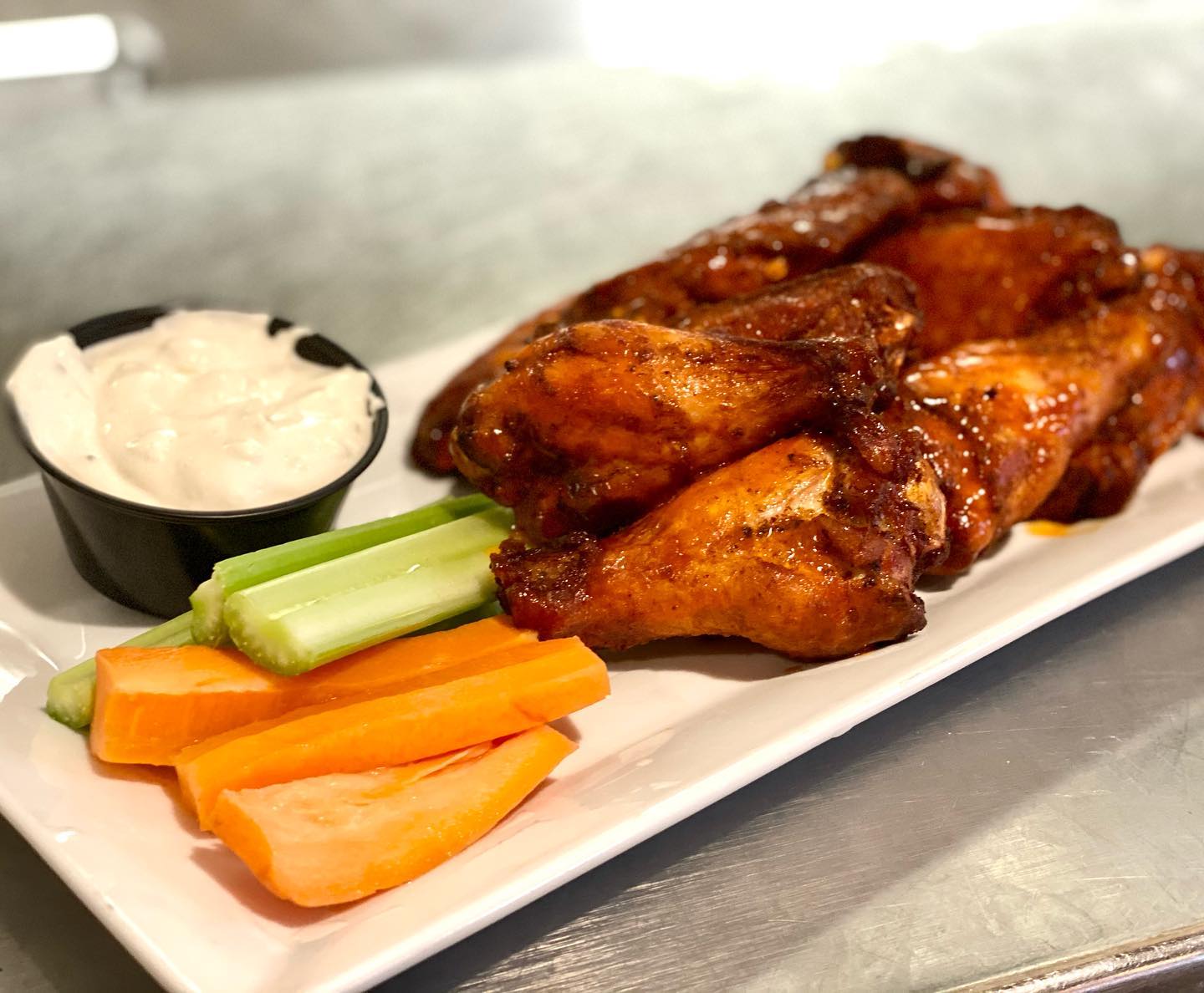 Order Chicken Wings food online from The Establishment store, No. Chelmsford on bringmethat.com
