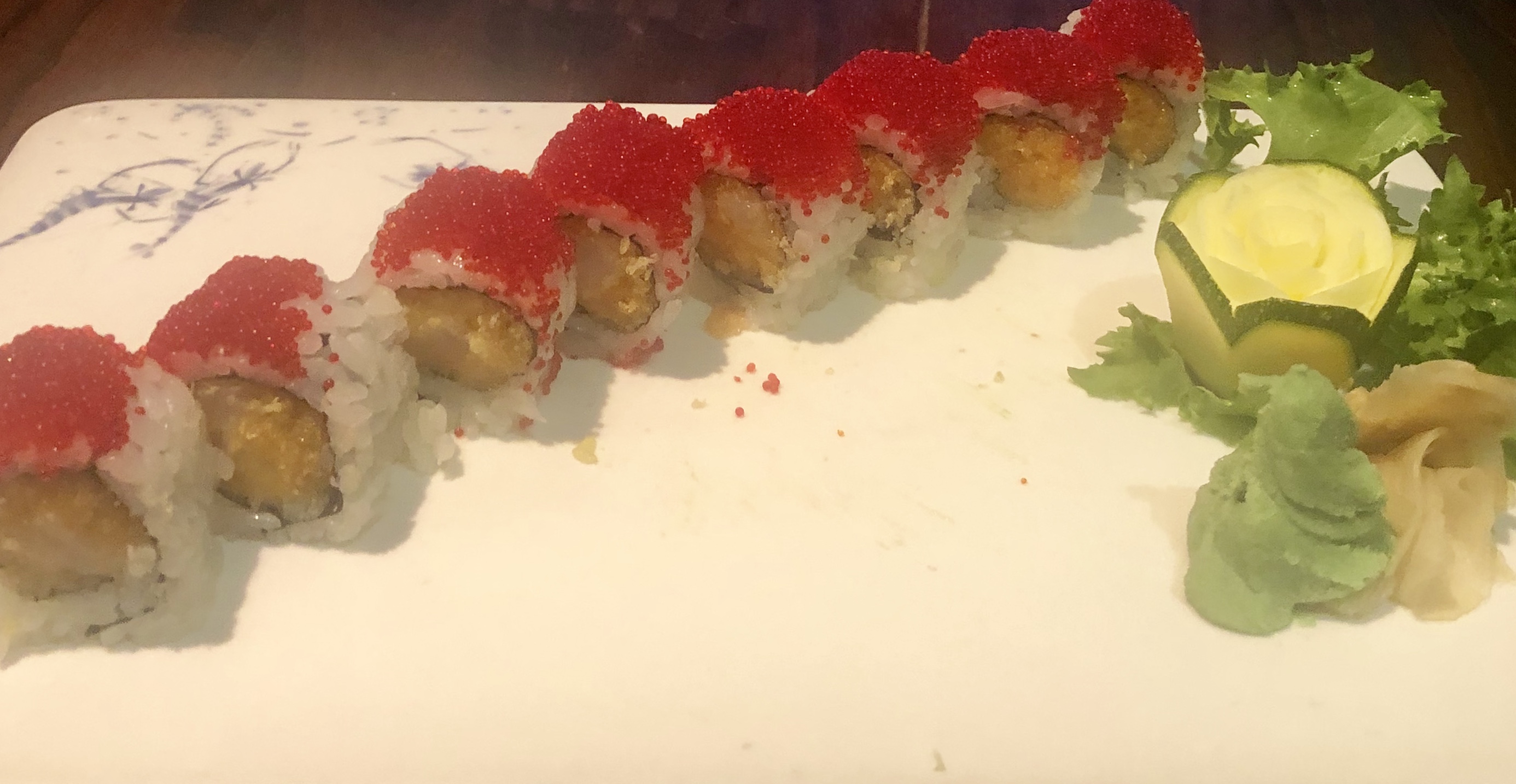 Order Spicy Poppy Scallop Roll food online from Akimoto sushi store, New York on bringmethat.com