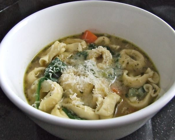 Order Chicken Vegetable Soup food online from Planet Pizza store, Stamford on bringmethat.com