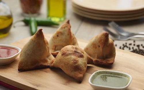 Order Samosas - 2 Pieces food online from Chicago's Pizza With A Twist store, Tracy on bringmethat.com