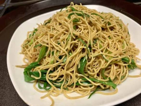 Order 姜葱捞面 Ginger and Scallion Lo Mein ( HK Style ) food online from Golden Eagle Chinese store, Honolulu on bringmethat.com