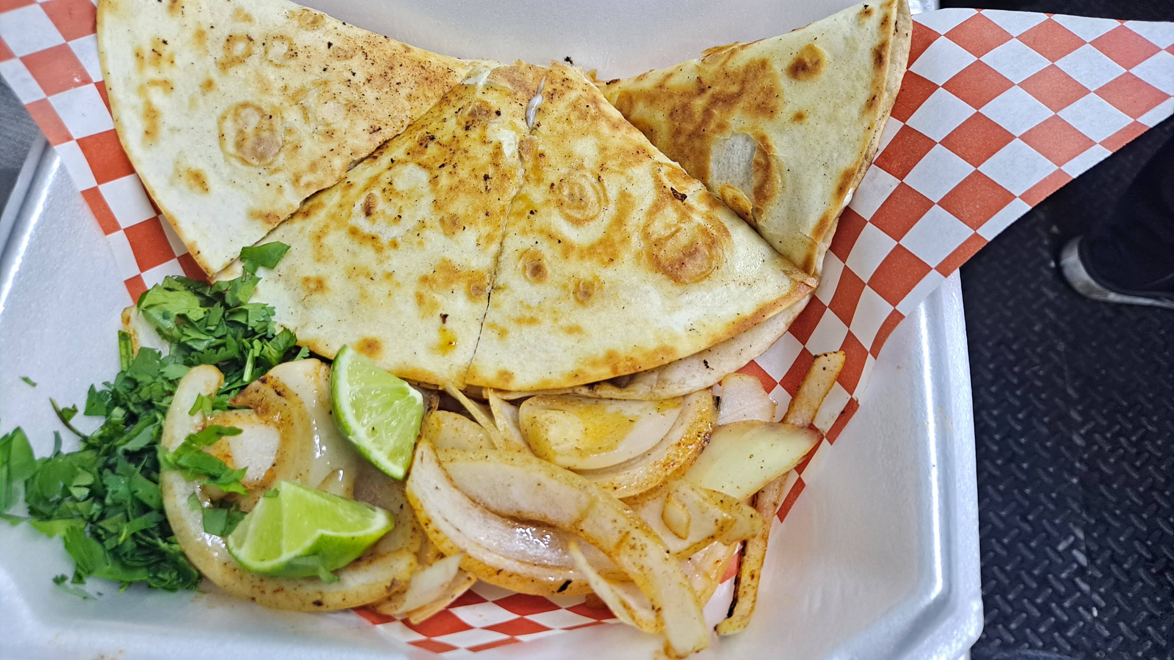 Order Cheese Quesadilla food online from Que Chilero store, Houston on bringmethat.com
