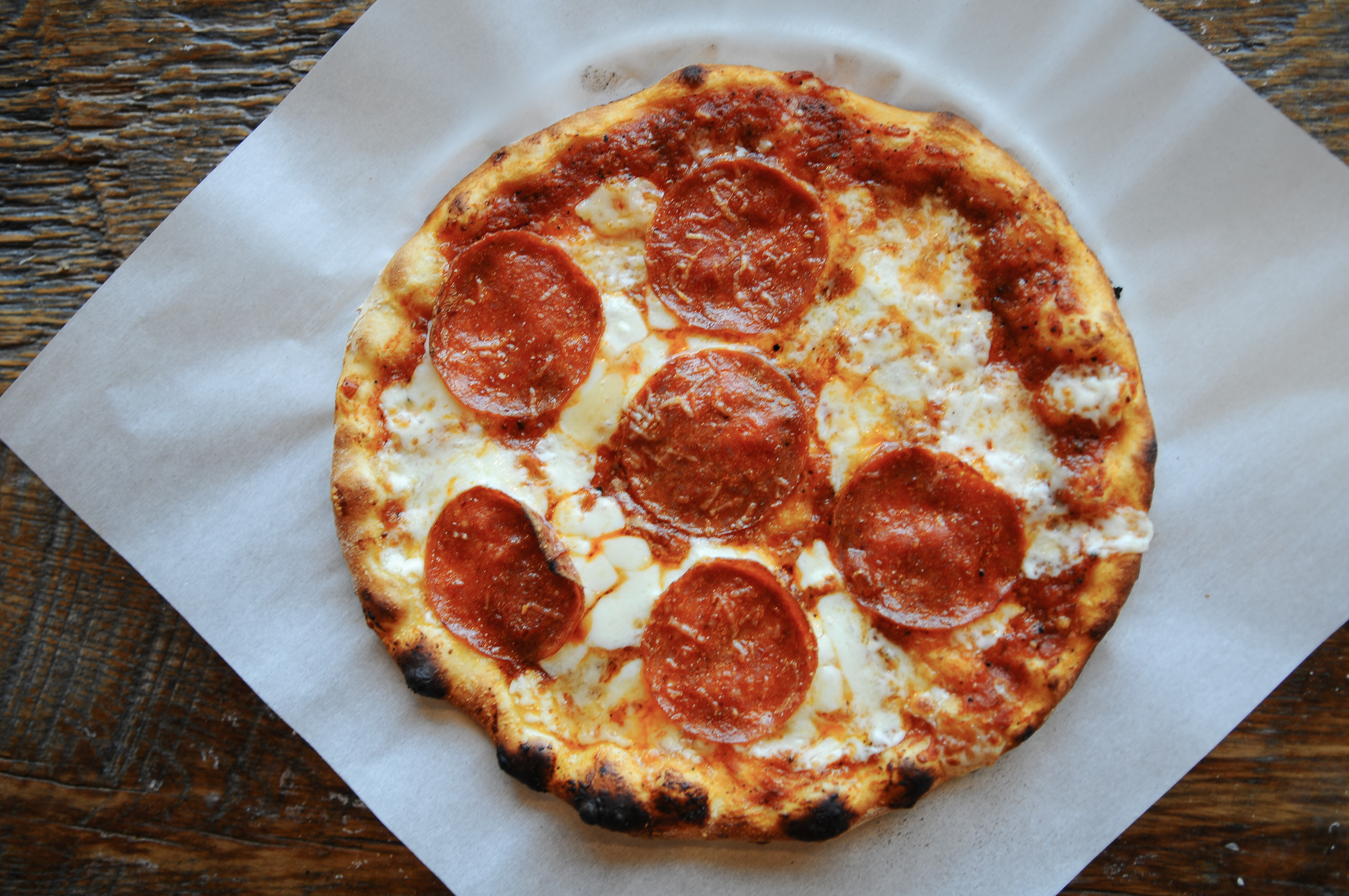 Order Pepperoni Pizza food online from Pizzeria Limone store, Salt Lake City on bringmethat.com