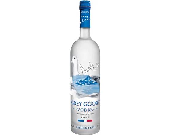 Order Grey Goose, 750mL vodka (40.0% ABV) food online from Brothers Wine & Liquor store, Copiague on bringmethat.com