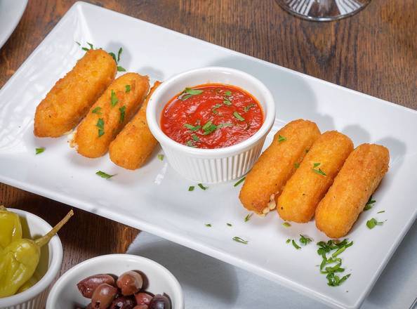 Order Mozzarella Sticks (6 pcs) food online from Whippany Pizza Restaurant & Catering store, Morris County on bringmethat.com
