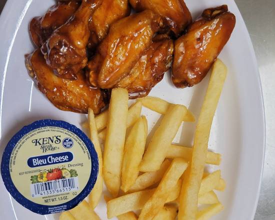 Order Wings food online from Rhodes Casual Dining store, LaGrange on bringmethat.com